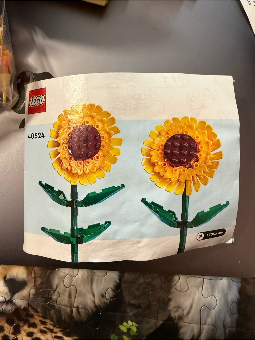 LEGO Yellow Sunflower Stem Building Set - 40524